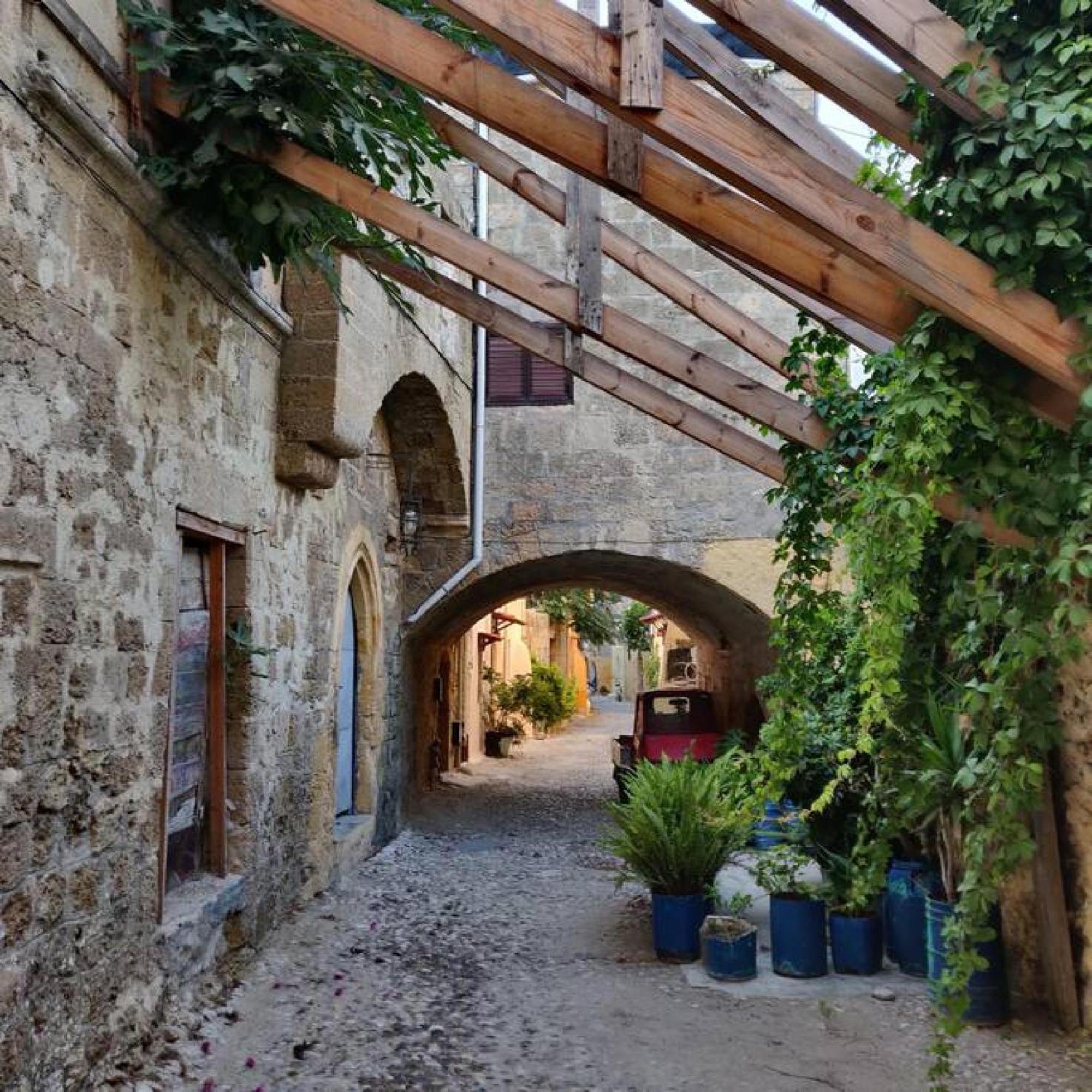 Вилла Megiston House In Old Town Rhodes Родос Экстерьер фото